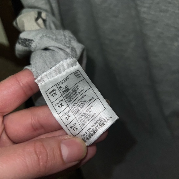 3/$10 🤍Vintage Walt Disney World Mickey Mouse Tee - Picture 6 of 6